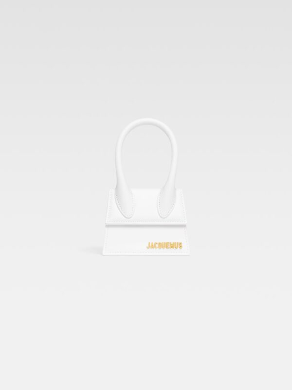 High Material Quality FAST SHIPPING ( 4 – 7 WORKING DAYS )                      $30.00  EXPEDITED SHIPPING( 7 – 10 WORKING DAYS )            $20.00 jacquemus Signature leather mini White handbag.